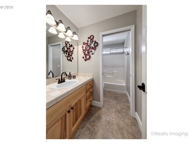 2207 Ne 154th Ave, Vancouver, WA 98684