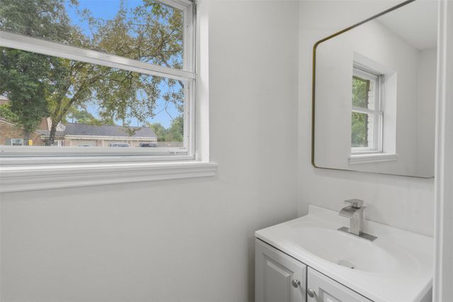17519 Butte Creek Road, Houston, TX 77090