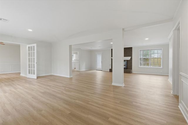 17519 Butte Creek Road, Houston, TX 77090