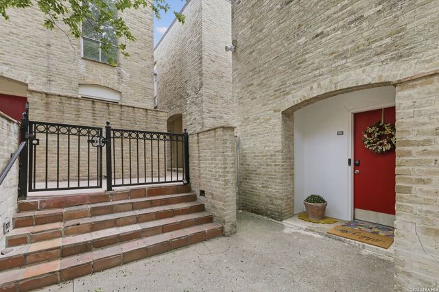 185 Terrell Rd Apt 301, San Antonio, TX 78209