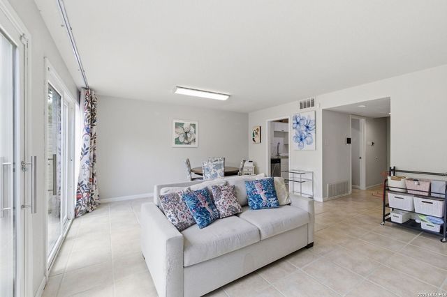 185 Terrell Rd Apt 301, San Antonio, TX 78209