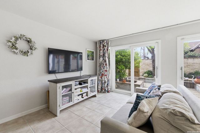 185 Terrell Rd Apt 301, San Antonio, TX 78209