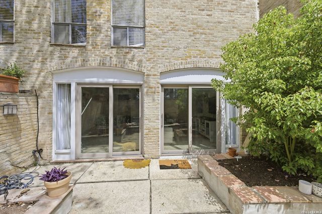 185 Terrell Rd Apt 301, San Antonio, TX 78209