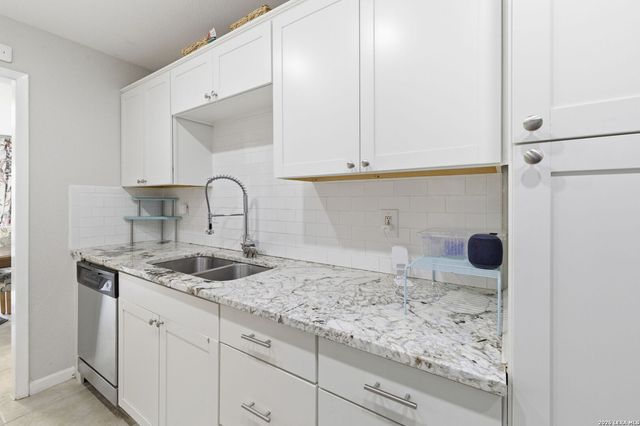 185 Terrell Rd Apt 301, San Antonio, TX 78209