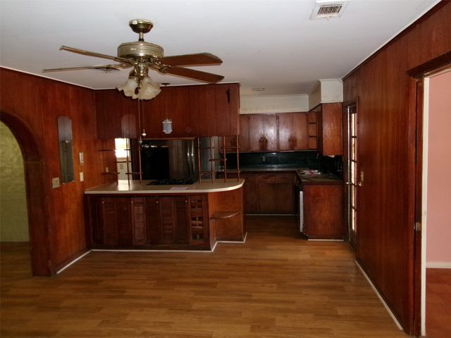 2534 Mecom Drive, Shreveport, LA 71104