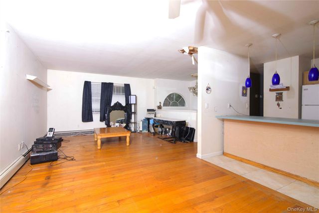 77 Washington Avenue, Mastic, NY 11950