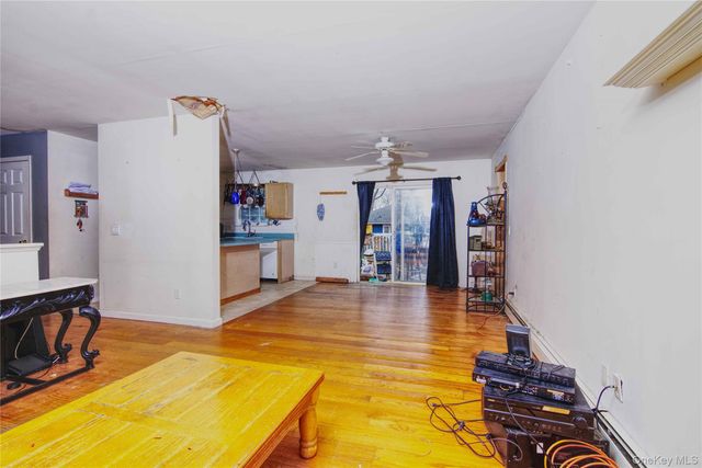 77 Washington Avenue, Mastic, NY 11950