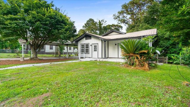 612 John, Hattiesburg, MS 39401