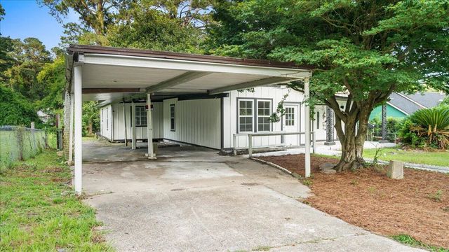 612 John, Hattiesburg, MS 39401