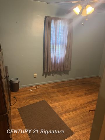 658 East Coy Avenue, Hazel Park, MI 48030