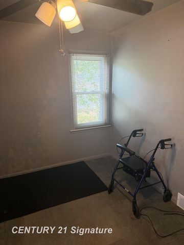 658 East Coy Avenue, Hazel Park, MI 48030