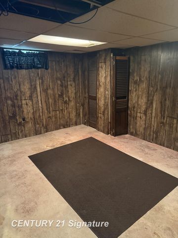 658 East Coy Avenue, Hazel Park, MI 48030