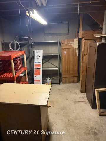 658 East Coy Avenue, Hazel Park, MI 48030