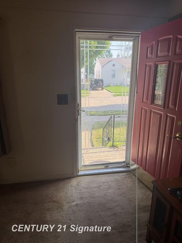 658 East Coy Avenue, Hazel Park, MI 48030