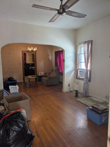 6521 Arkansas Avenue, Hammond, IN 46323