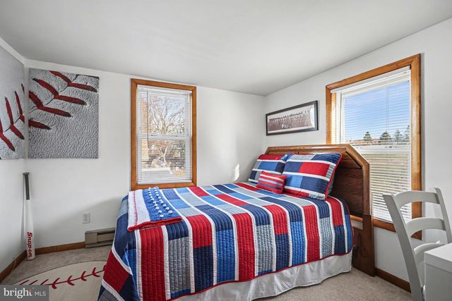 53 S FRANKLIN ST, Dallastown, PA 17313