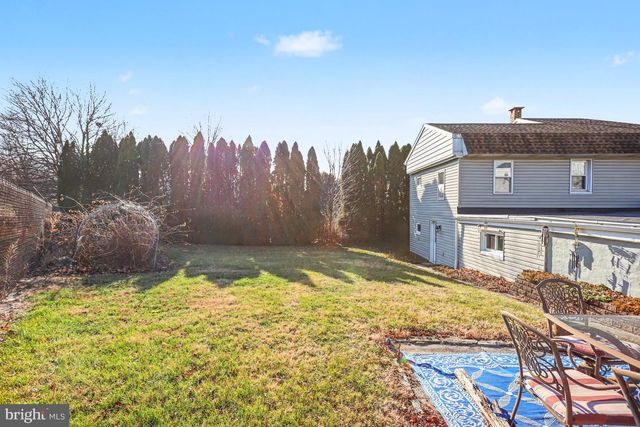 53 S FRANKLIN ST, Dallastown, PA 17313