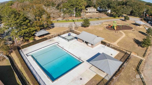679 Ridgewood Drive, Daphne, AL 36526