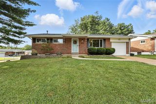 9800 Ridgely Lane, Affton, MO 63123