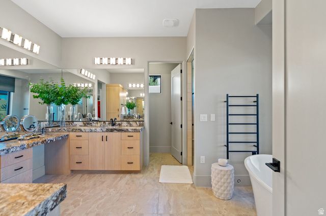 4868 N LONG SKY DR, St. George, UT 84770