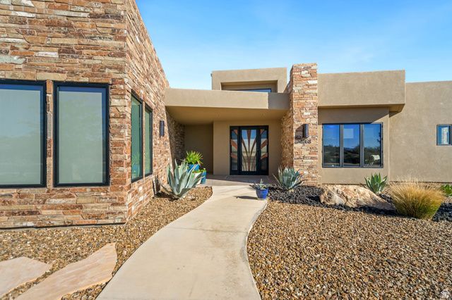 4868 N LONG SKY DR, St. George, UT 84770