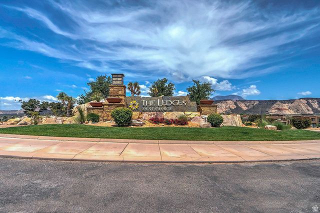 4868 N LONG SKY DR, St. George, UT 84770