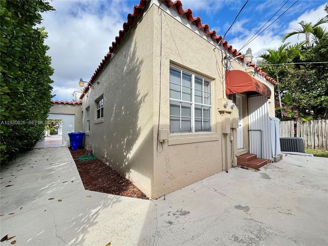 1654 SW 14th Ter 1, Miami, FL 33145