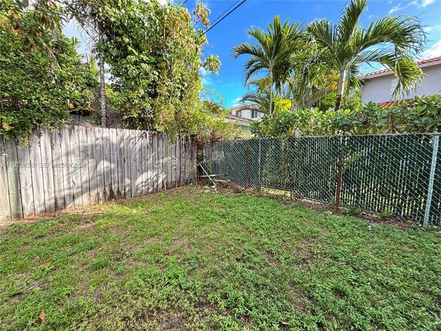 1654 SW 14th Ter 1, Miami, FL 33145