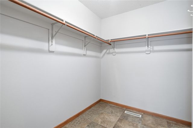 4165 Deer Valley Drive, Marion, IA 52302