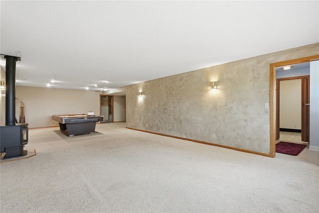 4165 Deer Valley Drive, Marion, IA 52302
