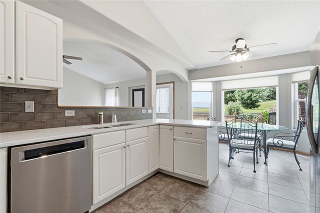 4165 Deer Valley Drive, Marion, IA 52302