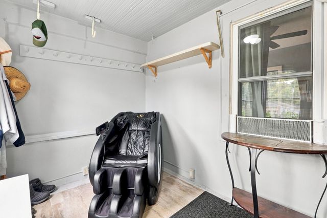 3637 23rd Avenue S, Minneapolis, MN 55407