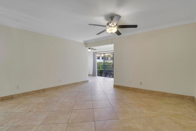 1111 Duncan Circle 104, Palm Beach Gardens, FL 33418