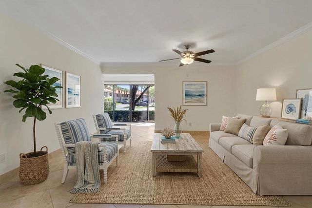1111 Duncan Circle 104, Palm Beach Gardens, FL 33418