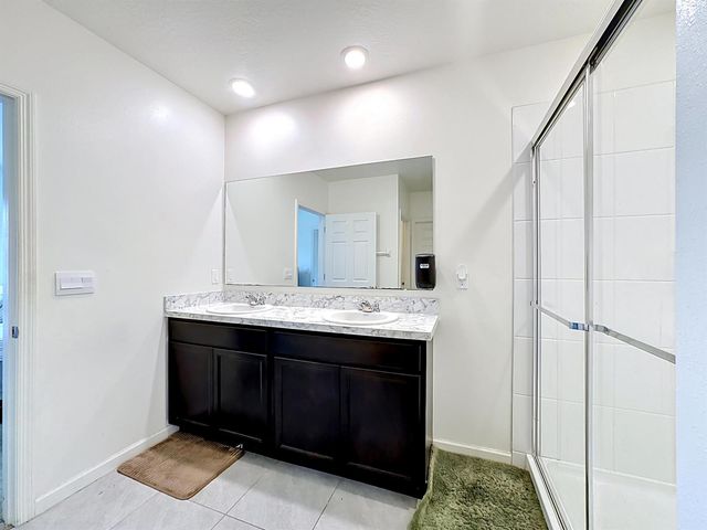 525 SW Twig Avenue, Port St. Lucie, FL 34983
