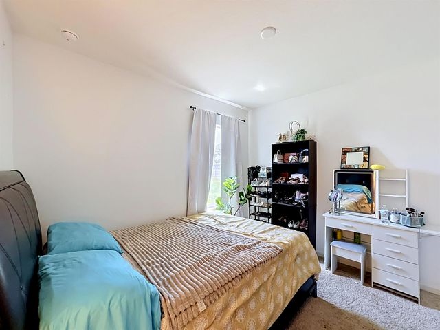 525 SW Twig Avenue, Port St. Lucie, FL 34983