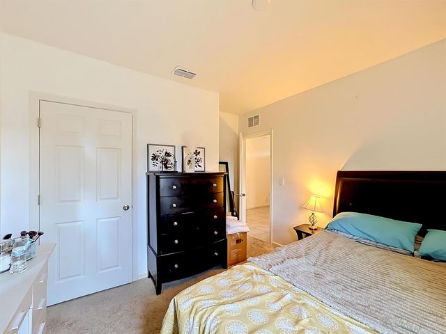 525 SW Twig Avenue, Port St. Lucie, FL 34983