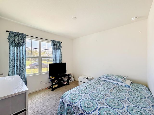525 SW Twig Avenue, Port St. Lucie, FL 34983