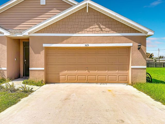 525 SW Twig Avenue, Port St. Lucie, FL 34983