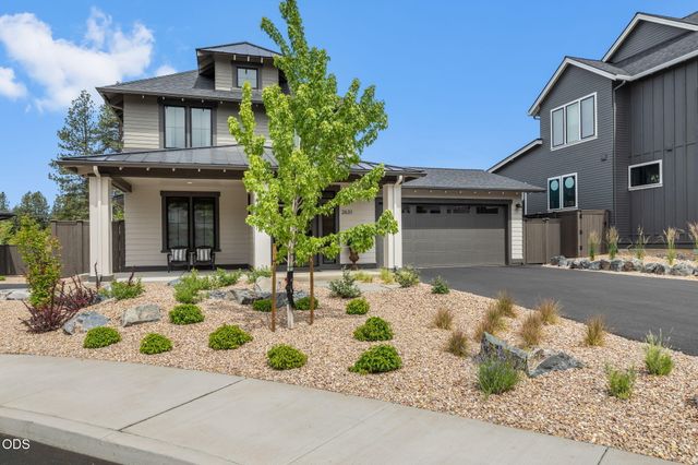 2631 NW Waymaker Court, Bend, OR 97703