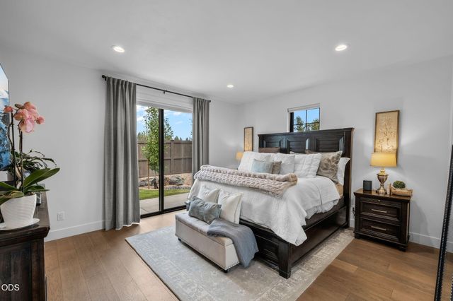 2631 NW Waymaker Court, Bend, OR 97703