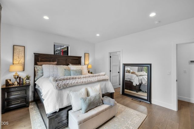 2631 NW Waymaker Court, Bend, OR 97703