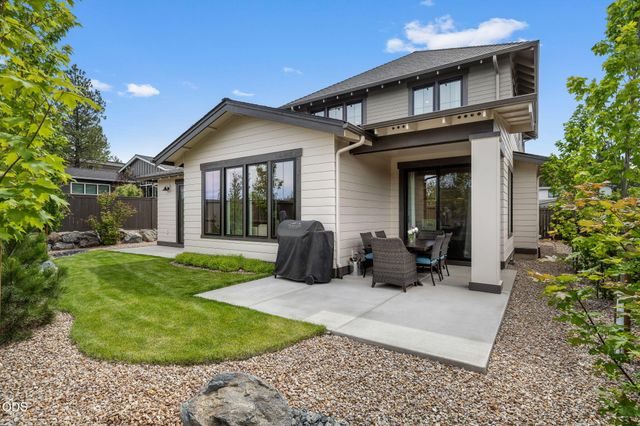 2631 NW Waymaker Court, Bend, OR 97703