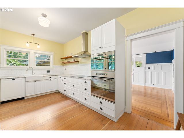 923 Se Lambert St, Portland, OR 97202