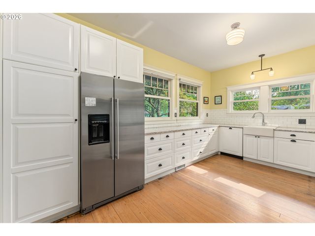 923 Se Lambert St, Portland, OR 97202