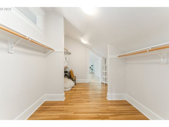 923 Se Lambert St, Portland, OR 97202