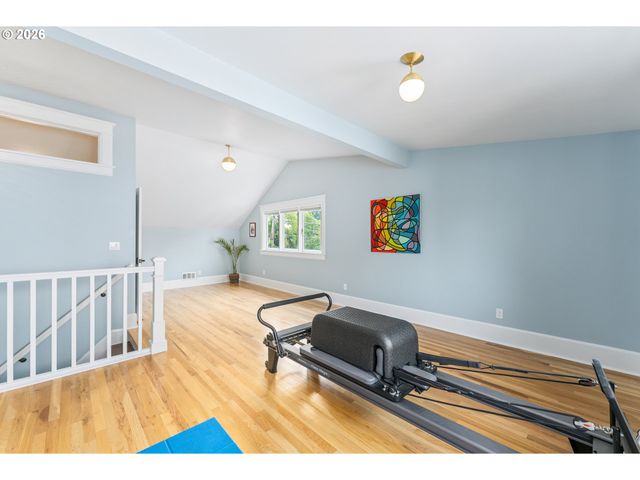 923 Se Lambert St, Portland, OR 97202