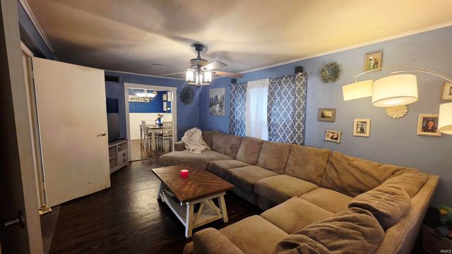2004 S Macedonia Avenue, Muncie, IN 47302