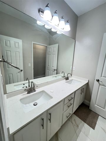 2505 Hunters Run Drive, Plano, TX 75025