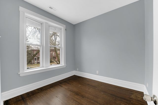 7227 S Michigan Avenue, Chicago, IL 60619